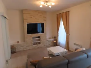 Pronájem rodinného domu, Polerady, 80 m2