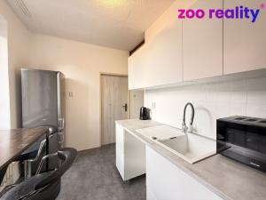 Pronájem bytu 1+1, Chomutov, Čechova, 33 m2