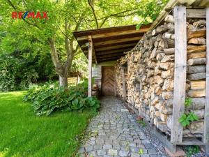 Prodej rodinného domu, Včelákov, 358 m2