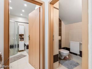 Prodej vícegeneračního domu, Osek, K. H. Borovského, 452 m2