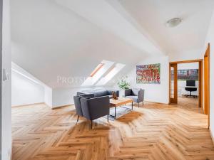 Pronájem kanceláře, Praha - Staré Město, Ovocný trh, 81 m2