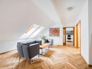 Pronájem bytu 2+kk, Praha - Staré Město, Ovocný trh, 81 m2