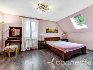 Prodej rodinného domu, Praha - Uhříněves, Vachkova, 157 m2