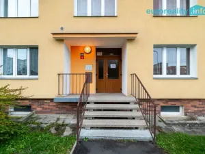 Prodej bytu 1+1, Cheb, Lomená, 35 m2