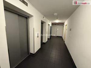 Pronájem garáže, Praha - Smíchov, Karla Engliše, 15 m2