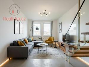 Prodej bytu 3+1, Český Krumlov - Plešivec, 96 m2