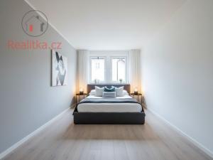 Prodej bytu 3+1, Český Krumlov - Plešivec, 96 m2