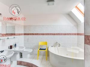 Pronájem rodinného domu, Český Krumlov, Důlní, 200 m2