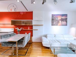 Prodej bytu 2+kk, Praha - Žižkov, Havlíčkovo náměstí, 60 m2