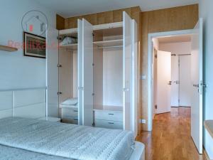 Prodej bytu 2+kk, Praha - Žižkov, Havlíčkovo náměstí, 60 m2