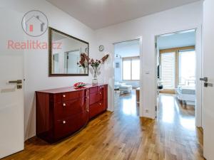 Prodej bytu 2+kk, Praha - Žižkov, Havlíčkovo náměstí, 60 m2