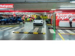 Pronájem obchodního prostoru, Hradec Králové, 300 m2