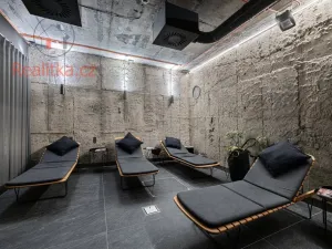 Prodej atypického bytu, Praha - Modřany, Československého exilu, 124 m2