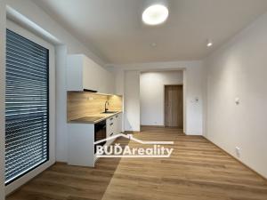 Pronájem bytu 2+kk, Otrokovice, tř. Osvobození, 40 m2