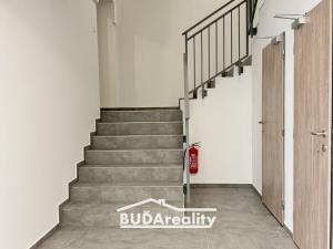 Pronájem bytu 2+kk, Otrokovice, tř. Osvobození, 40 m2