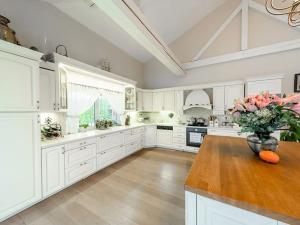 Prodej vily, Jesenice, Jiřinková, 330 m2