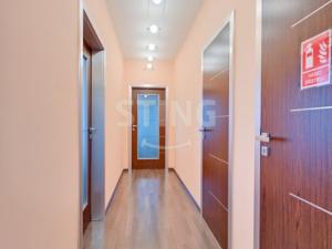 Prodej kanceláře, Třebětice, 1982 m2