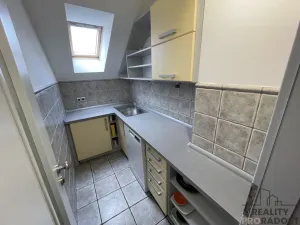 Pronájem kanceláře, Olomouc - Hodolany, 200 m2