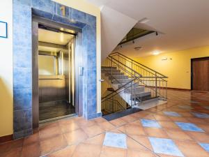 Prodej bytu 1+kk, Praha - Bohnice, Ústavní, 52 m2