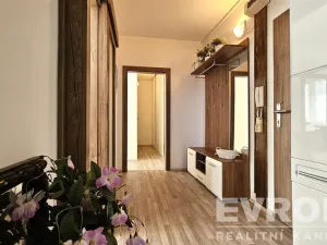 Prodej bytu 3+1, Pardubice - Zelené Předměstí, Karla IV., 76 m2