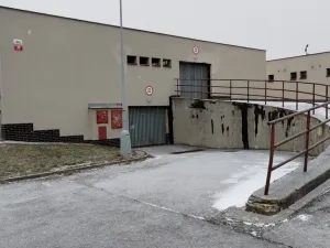 Pronájem garáže, Plzeň - Skvrňany, Pecháčkova, 15 m2