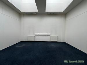 Pronájem kanceláře, Praha - Vysočany, Lisabonská, 45 m2