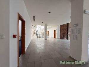 Pronájem kanceláře, Praha - Vysočany, Lisabonská, 45 m2