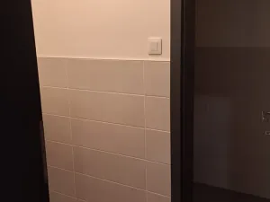 Pronájem obchodního prostoru, Praha - Vysočany, Kolbenova, 25 m2