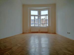 Pronájem bytu 2+1, Praha - Smíchov, Pecháčkova, 87 m2