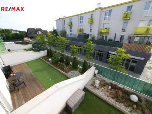 Pronájem bytu 1+kk, Jesenice, Cedrová, 38 m2