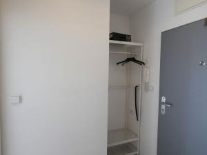 Pronájem bytu 1+kk, Jesenice, Cedrová, 38 m2
