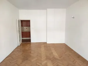 Pronájem bytu 2+1, Praha - Vršovice, Sámova, 50 m2