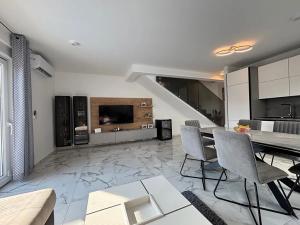 Prodej rodinného domu, Vodice, 102 m2