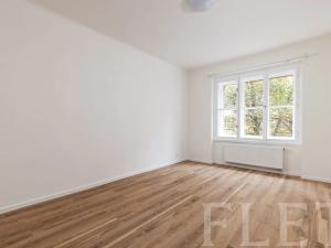 Pronájem bytu 2+1, Praha - Holešovice, Tusarova, 69 m2