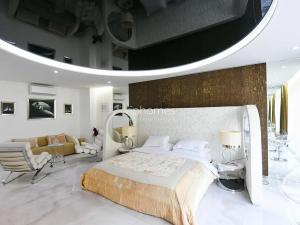 Pronájem bytu 1+kk, Praha - Bubeneč, Mlýnská, 53 m2