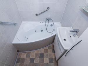 Pronájem bytu 3+kk, Praha - Letňany, Letovská, 63 m2