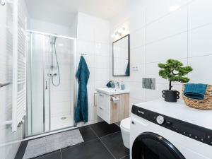 Pronájem bytu 1+kk, Praha - Vysočany, Odkolkova, 42 m2