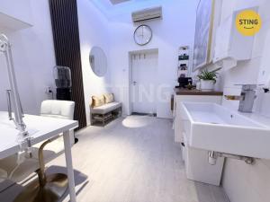 Pronájem komerční nemovitosti, Ostrava, náměstí Jurije Gagarina, 14 m2