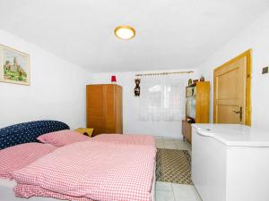 Prodej rodinného domu, Hlince, 61 m2