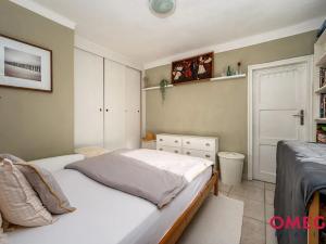 Prodej vily, Praha - Hostivař, Kozinovo náměstí, 213 m2