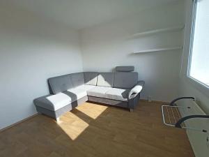 Pronájem bytu 1+1, Plzeň, Žlutická, 39 m2