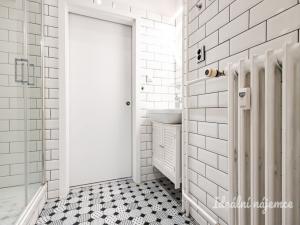 Pronájem bytu 2+kk, Praha - Nové Město, Opletalova, 42 m2