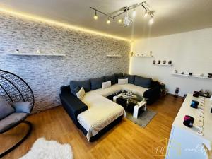 Prodej bytu 2+1, Chomutov, Jirkovská, 63 m2