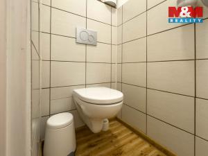 Prodej obchodního prostoru, Praha - Vršovice, Kubánské náměstí, 133 m2