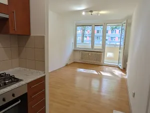 Pronájem bytu 2+kk, Kolín, Moravcova, 43 m2