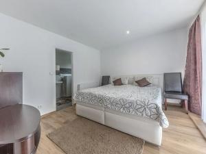 Prodej rodinného domu, Praha - Klánovice, Jeníkovická, 260 m2