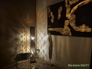 Pronájem obchodního prostoru, Praha - Vinohrady, Lužická, 150 m2