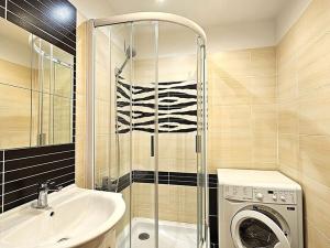 Pronájem bytu 2+kk, Příbram - Příbram V-Zdaboř, Družstevní, 45 m2