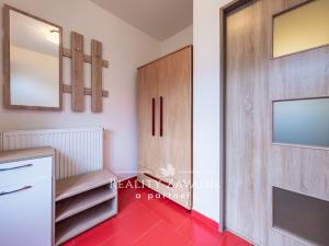 Prodej rodinného domu, Senohraby, U dálnice, 204 m2