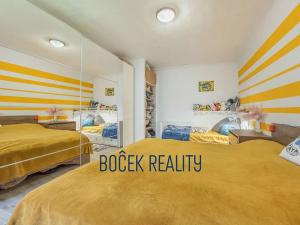 Prodej rodinného domu, Rynholec, nám. 1. máje, 259 m2